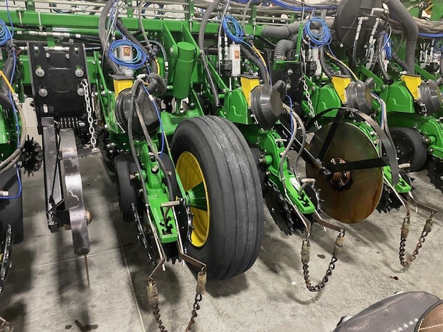  2025 John Deere 1775NT at LandMark in Kearney, NE