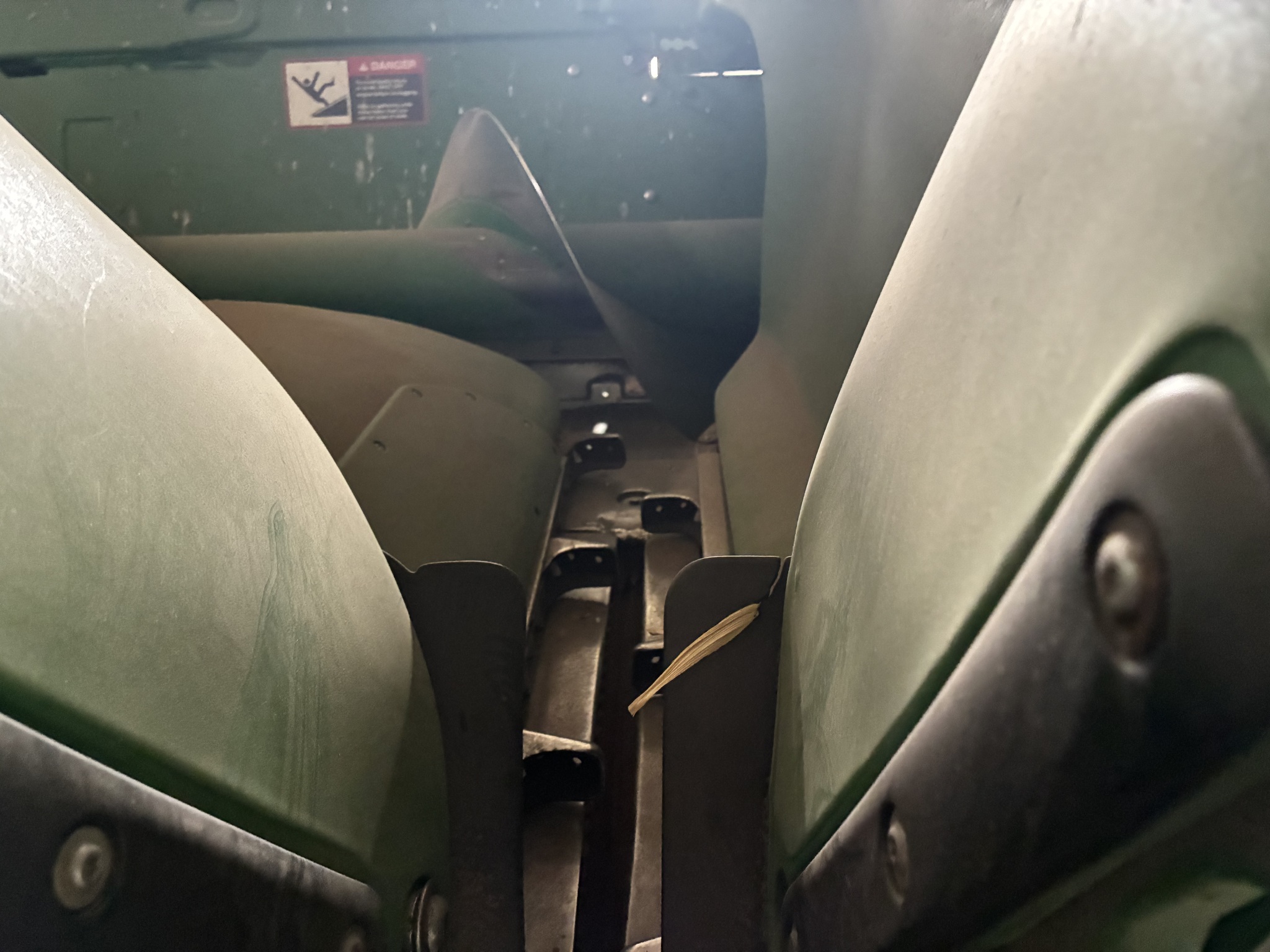  2015 John Deere 606C at LandMark in Lexington, NE