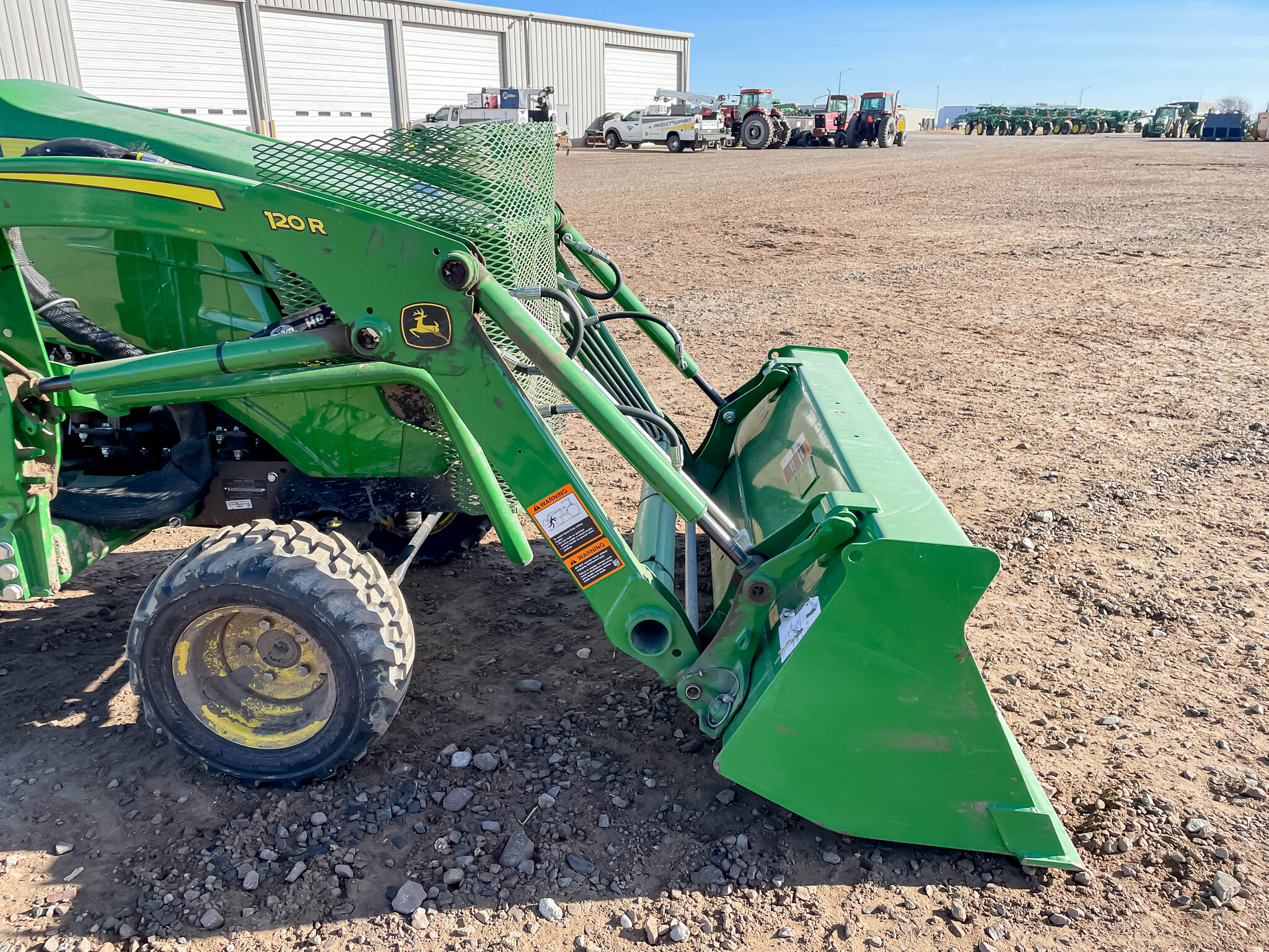  2022 John Deere 1025R at LandMark in Gothenburg, NE