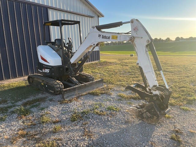  2017 BOBCAT E35 at LandMark in Kearney, NE