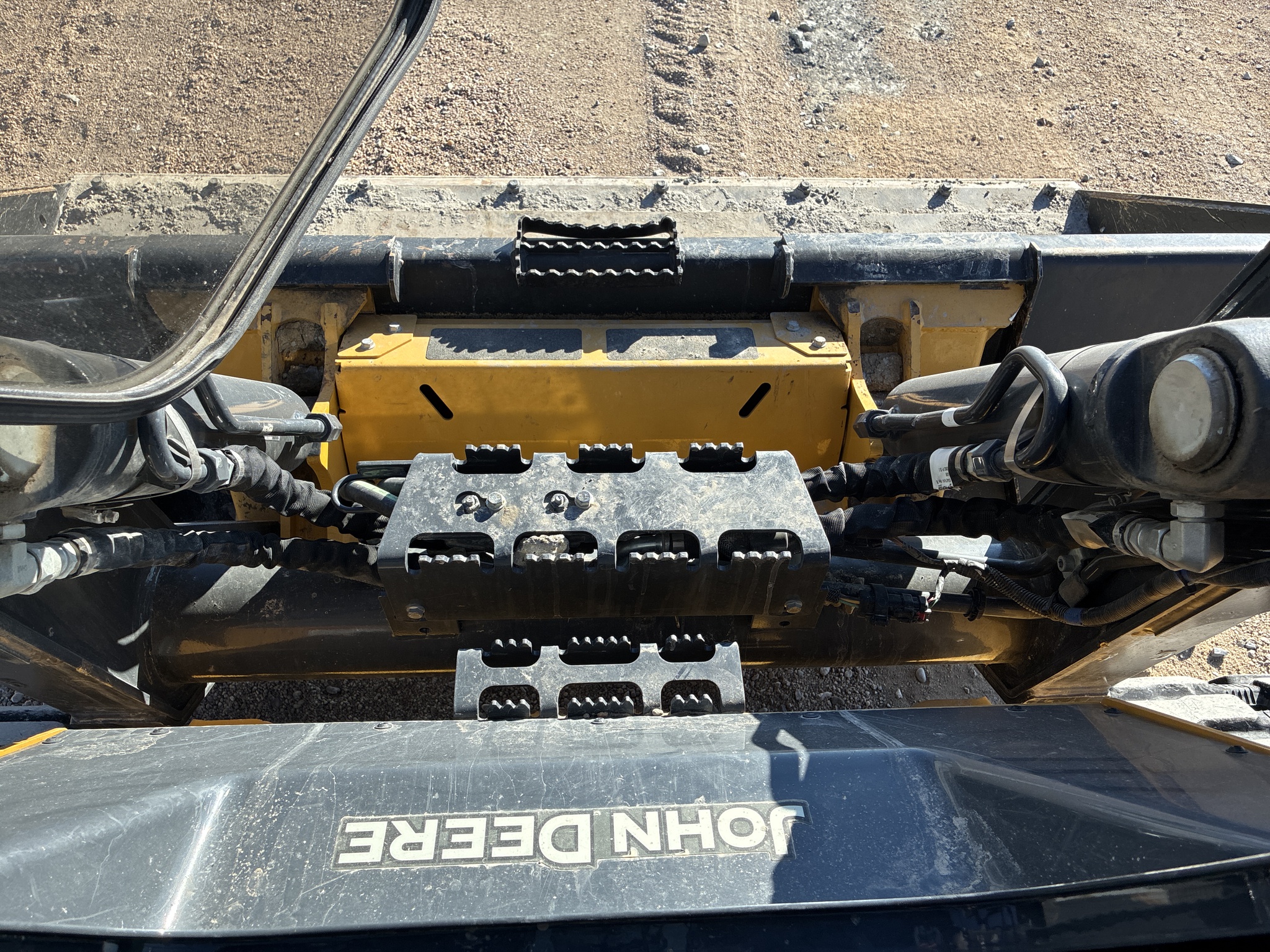  2024 John Deere 333G at LandMark in Hebron, NE