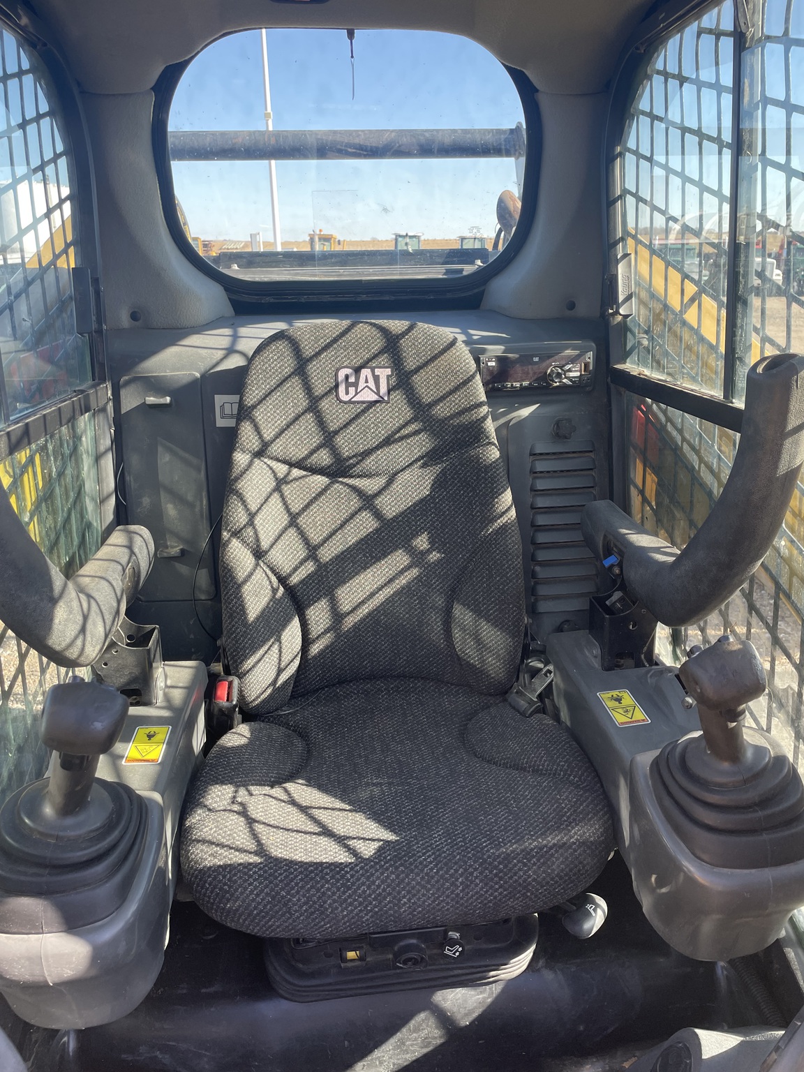  2018 CATERPILLAR 289D at LandMark in Kearney, NE