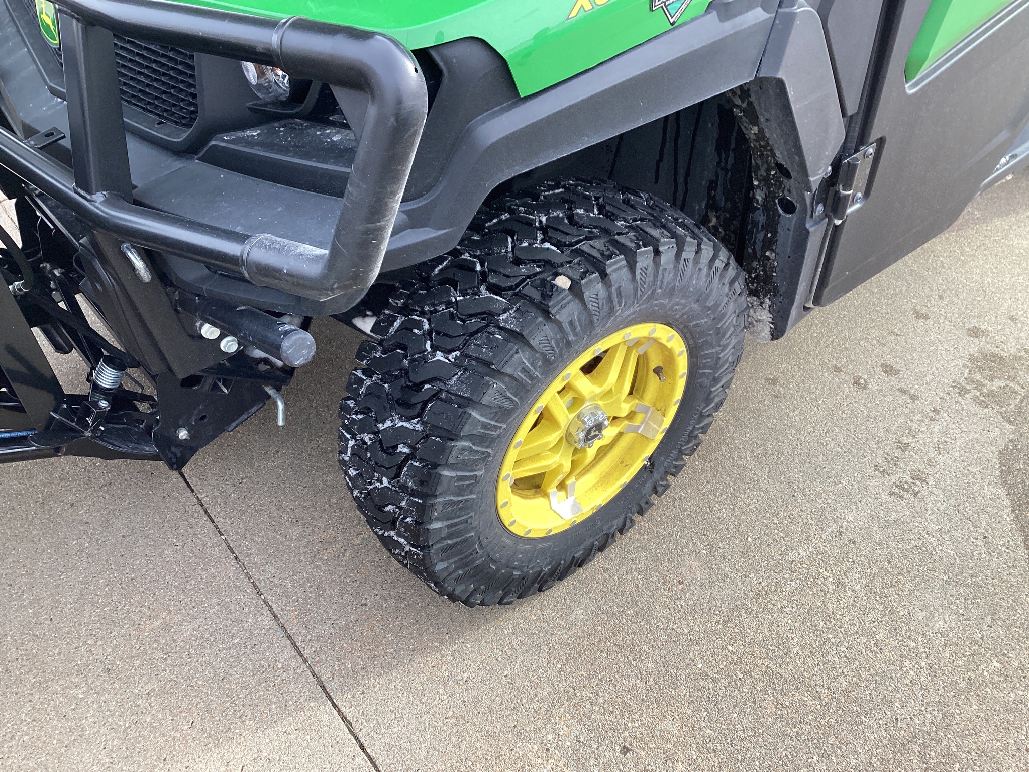  2023 John Deere XUV 835R at LandMark in Smith Center, KS
