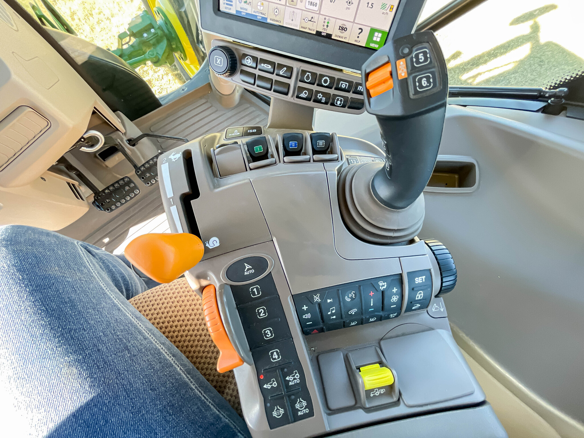  2022 John Deere 6R 155 at LandMark in Minden, NE