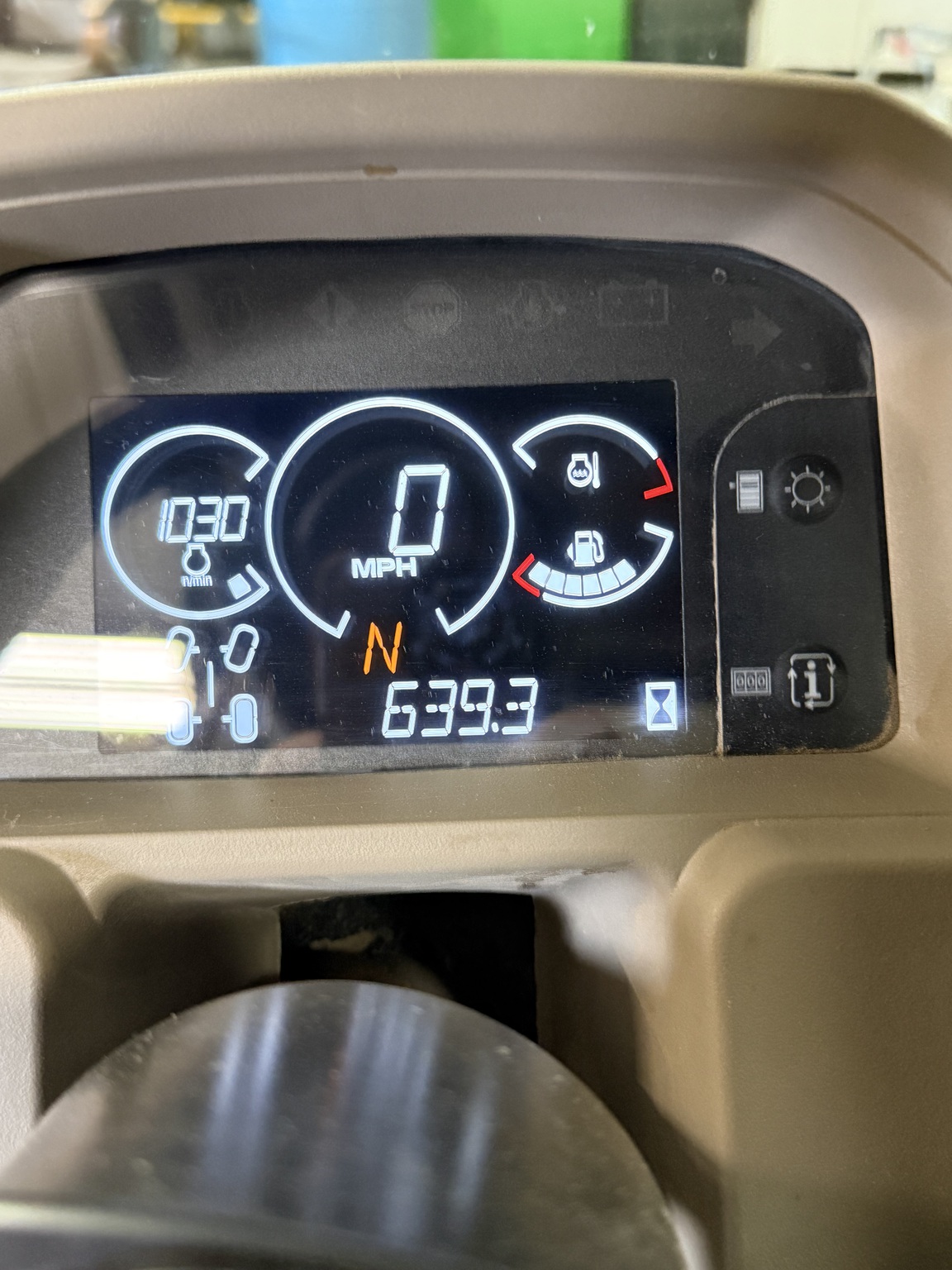  2024 John Deere XUV 835R at LandMark in Arapahoe, NE