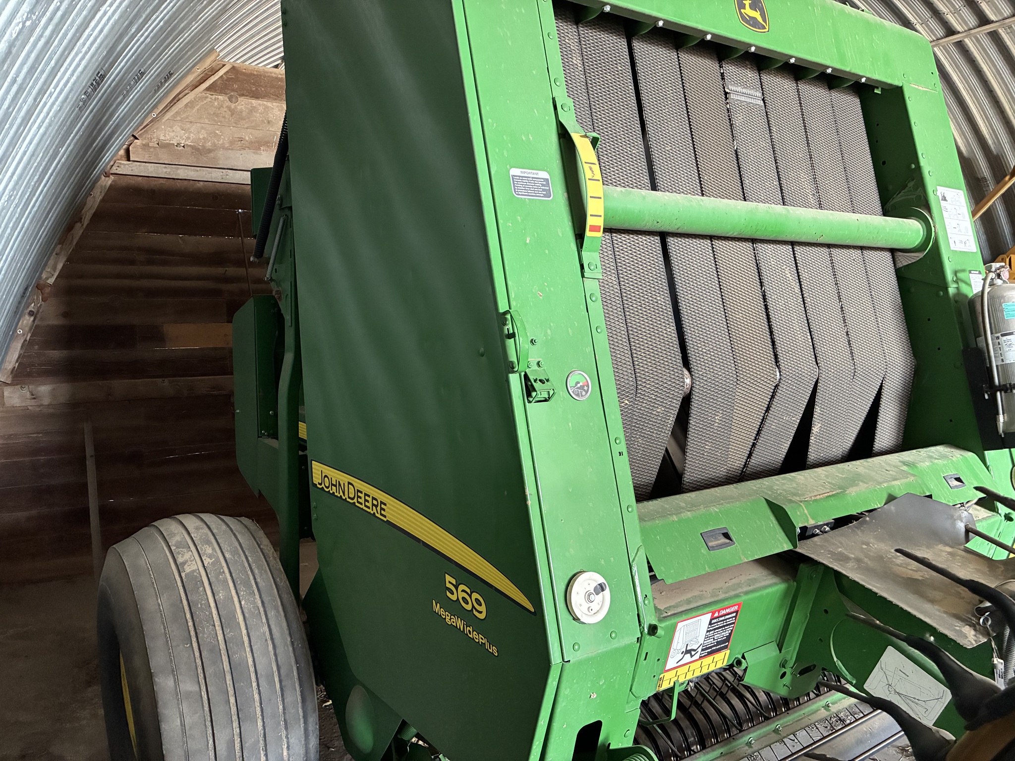  2016 John Deere 569 at LandMark in Lexington, NE