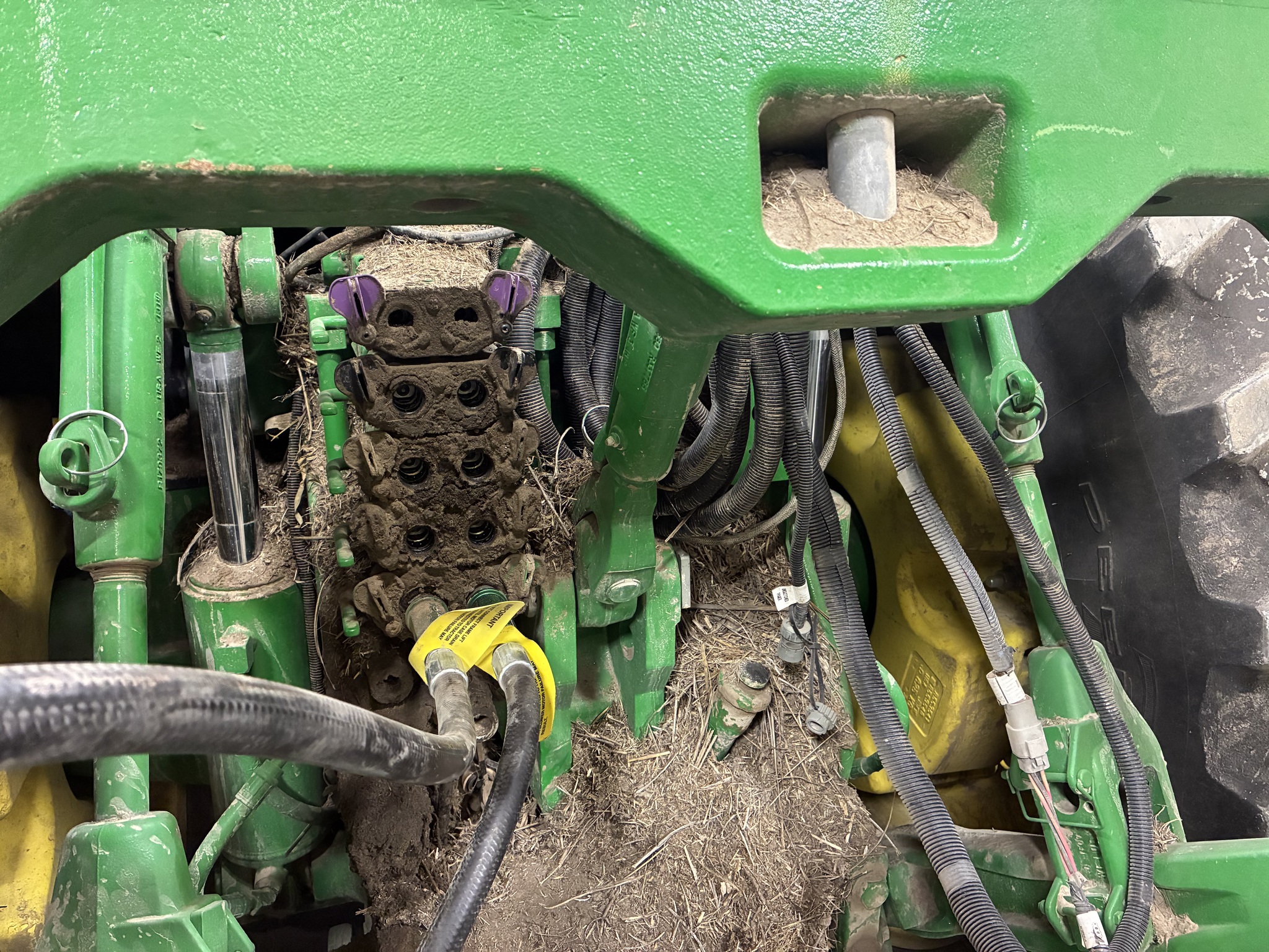  2022 John Deere 8R 310 at LandMark in Marysville, KS