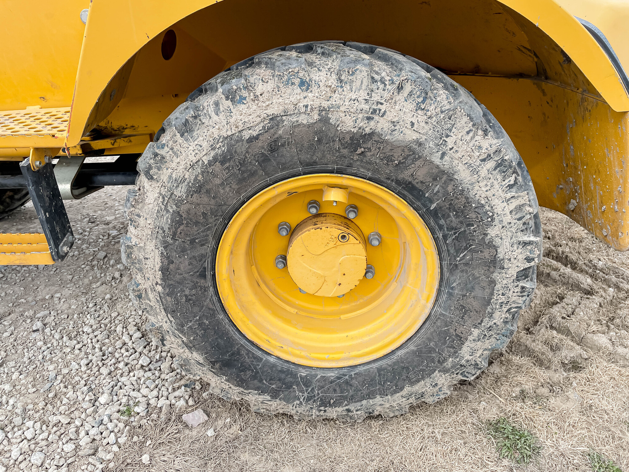  2015 John Deere 324K at LandMark in Holdrege, NE
