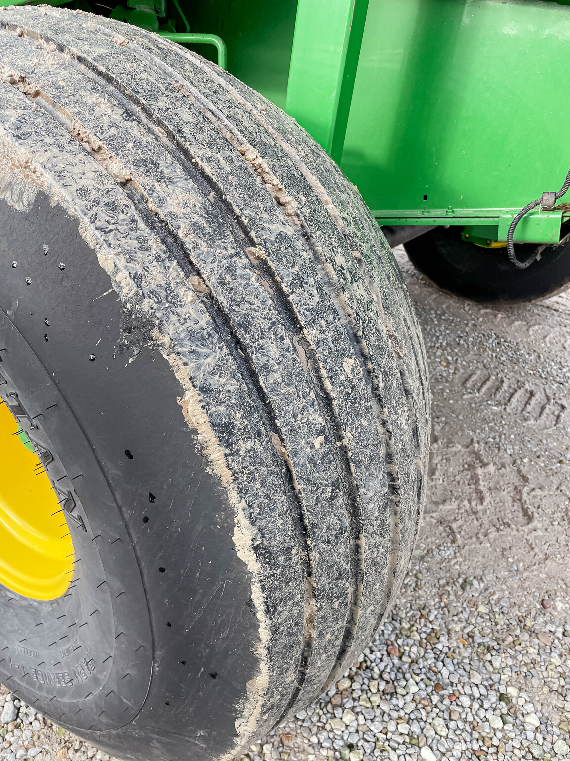  2023 John Deere 560R at LandMark in Smith Center, KS