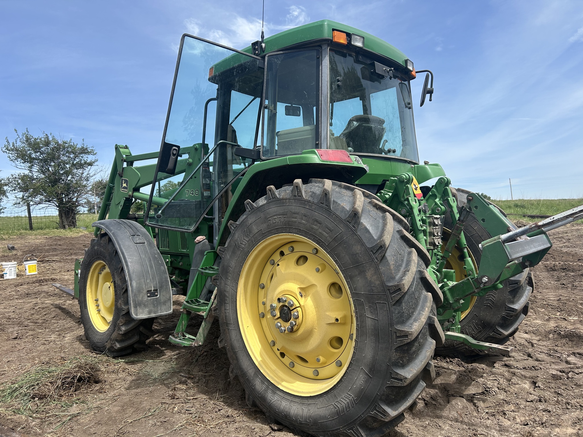  2000 John Deere 7410 at LandMark in Marysville, KS