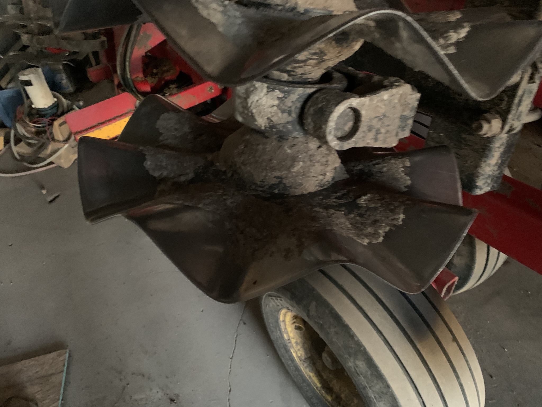  2021 Sunflower 6830-25 at LandMark in Minden, NE