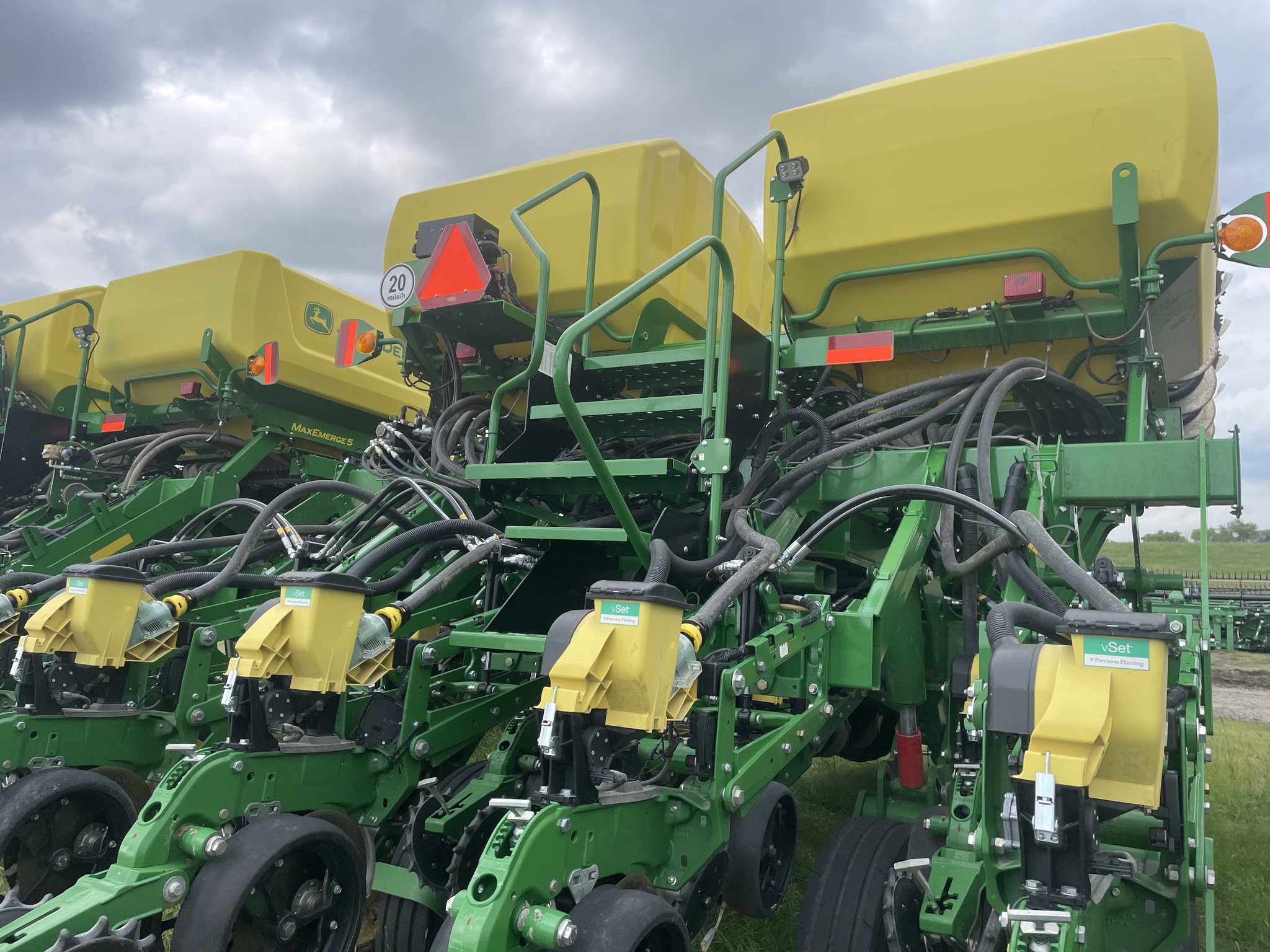  2023 John Deere 1795 at LandMark in Minden, NE