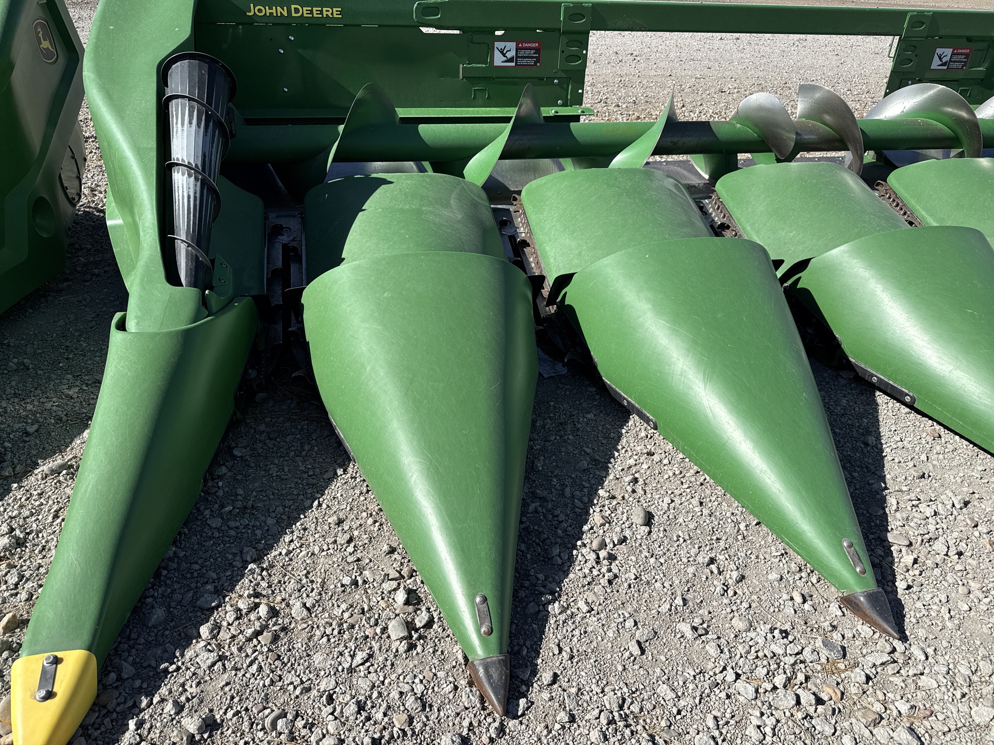  2025 John Deere CR 6 at LandMark in Lexington, NE