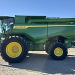  2025 John Deere S7 800 at LandMark in Gothenburg, NE