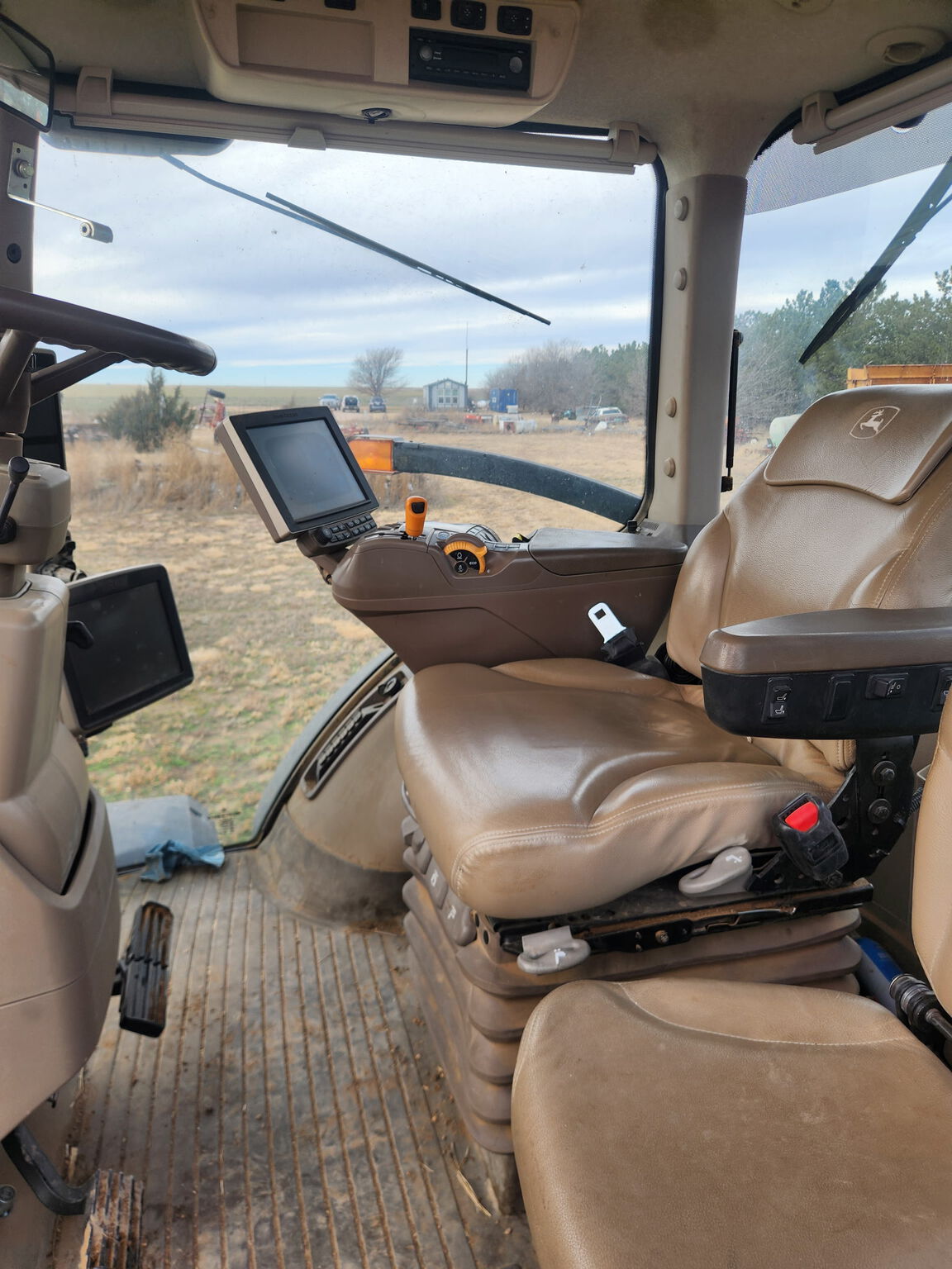  2014 John Deere 8370R at LandMark in Lexington, NE