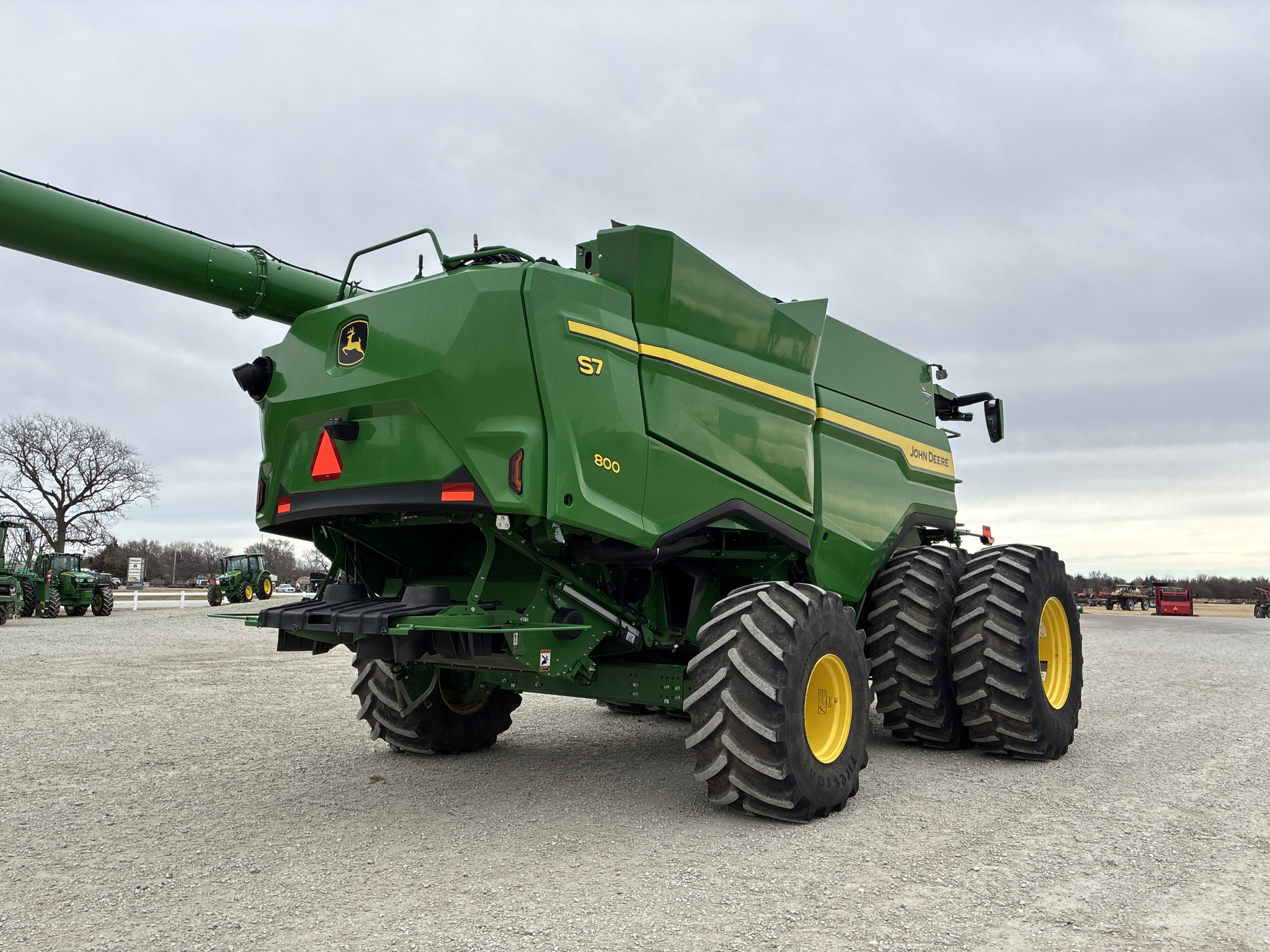  2025 John Deere S7 800 at LandMark in Smith Center, KS