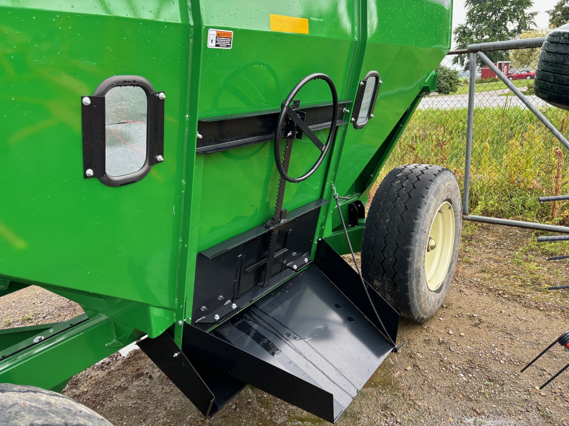 On Lot 2023 Unverferth GB325 at Tri County Equipment Sandusky, MI