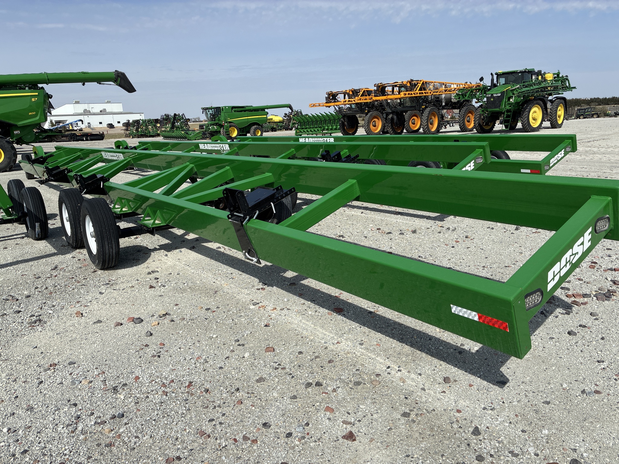  2023 Headhunter HHC53-DA/DB at LandMark in Hebron, NE