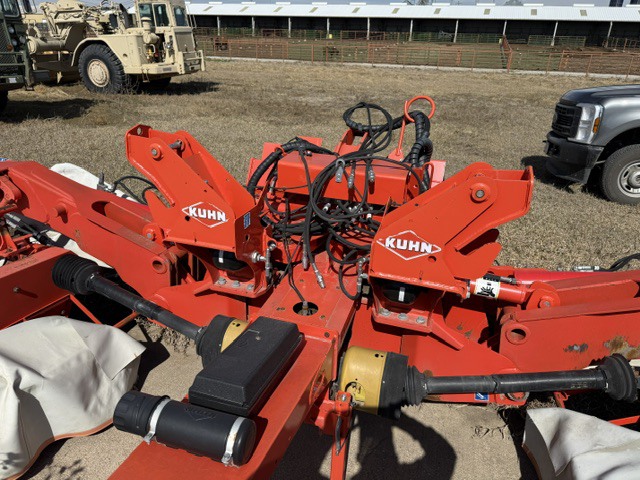  2018 KUHN FC813R at LandMark in Fairfield, NE