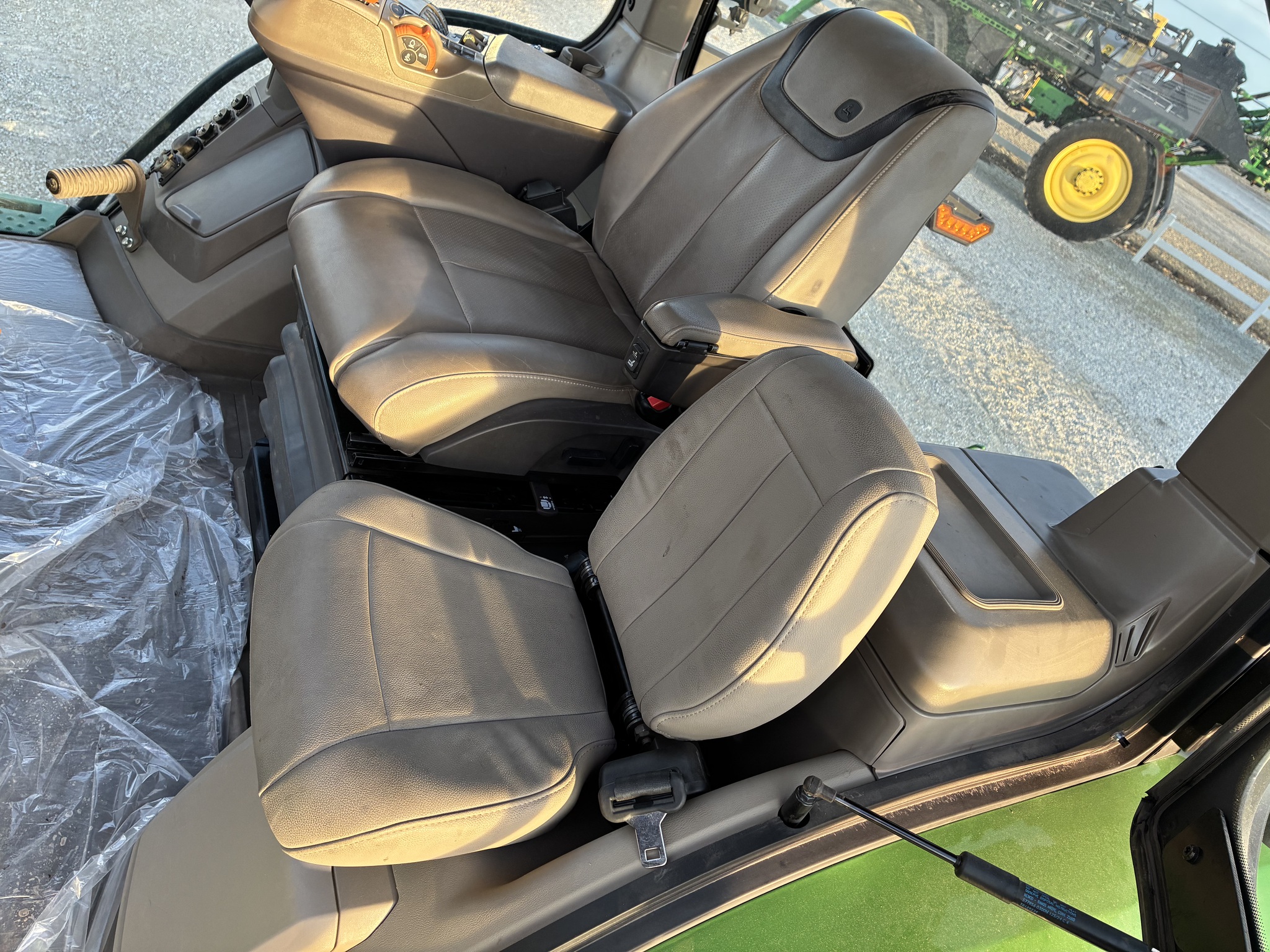  2024 John Deere 8R 340 at LandMark in Smith Center, KS