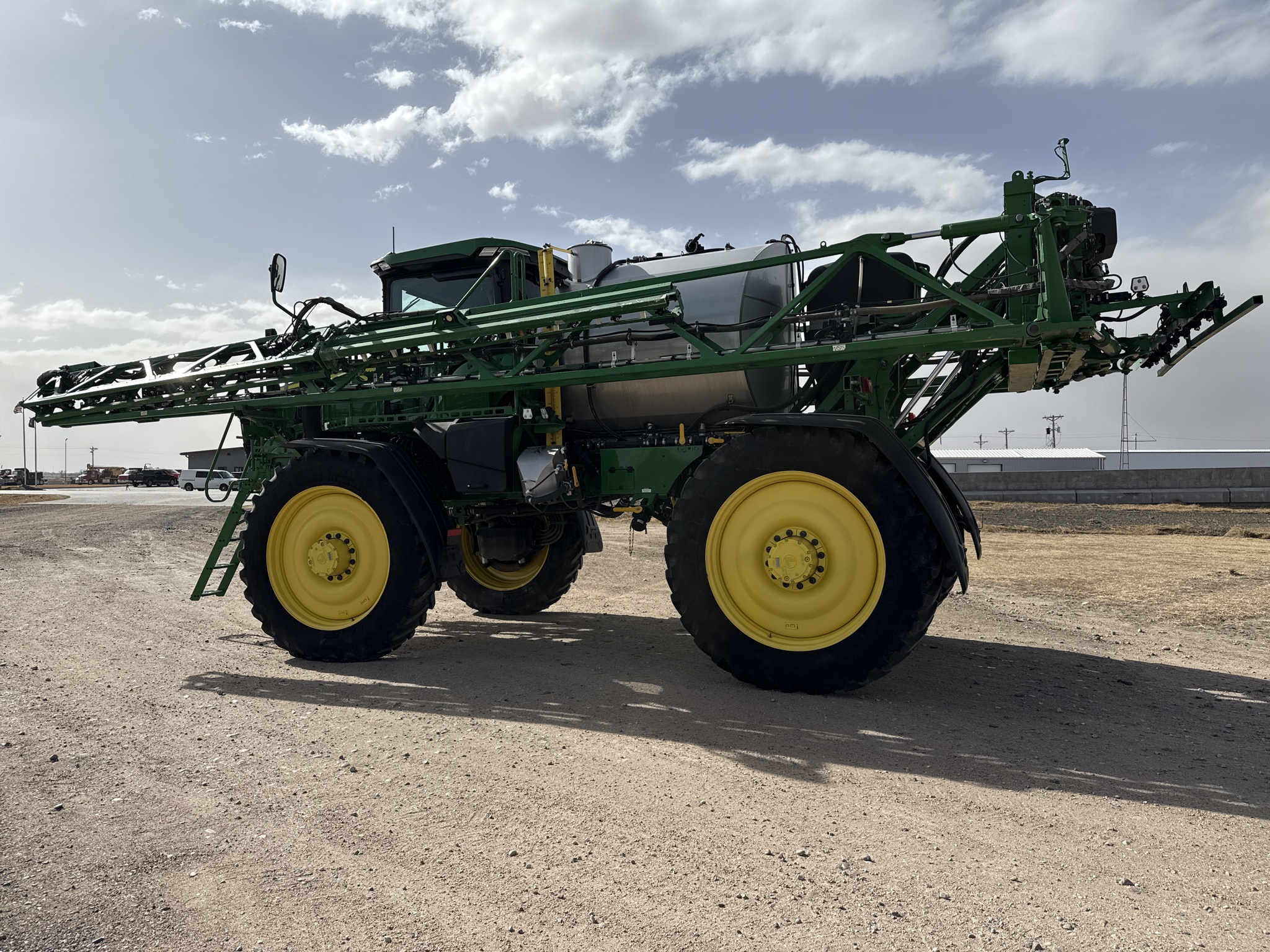  2024 John Deere 616R at LandMark in Lexington, NE