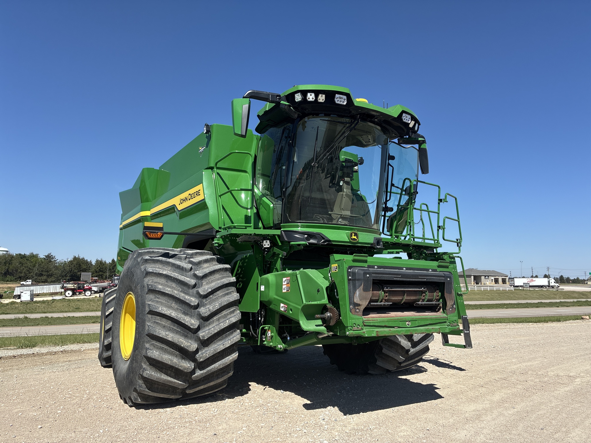 2025 John Deere S7 800 at LandMark in Hebron, NE