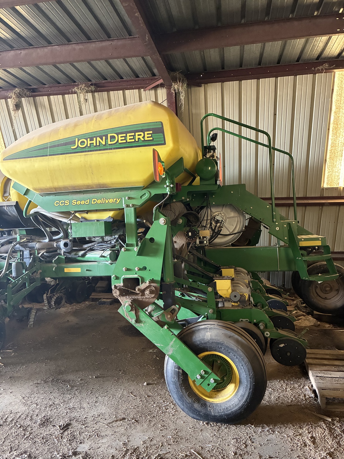  2011 John Deere 1770NT CCS at LandMark in Arapahoe, NE