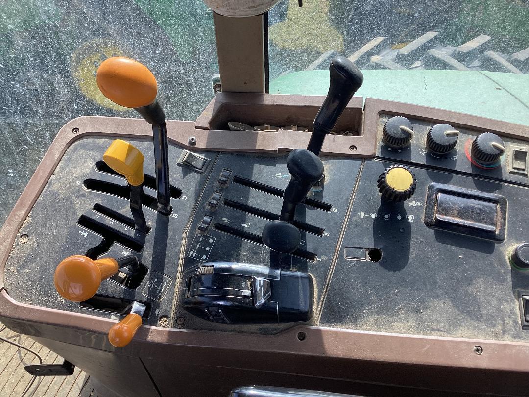 On Lot 1994 John Deere 7800 at Tri County Equipment Sandusky, MI