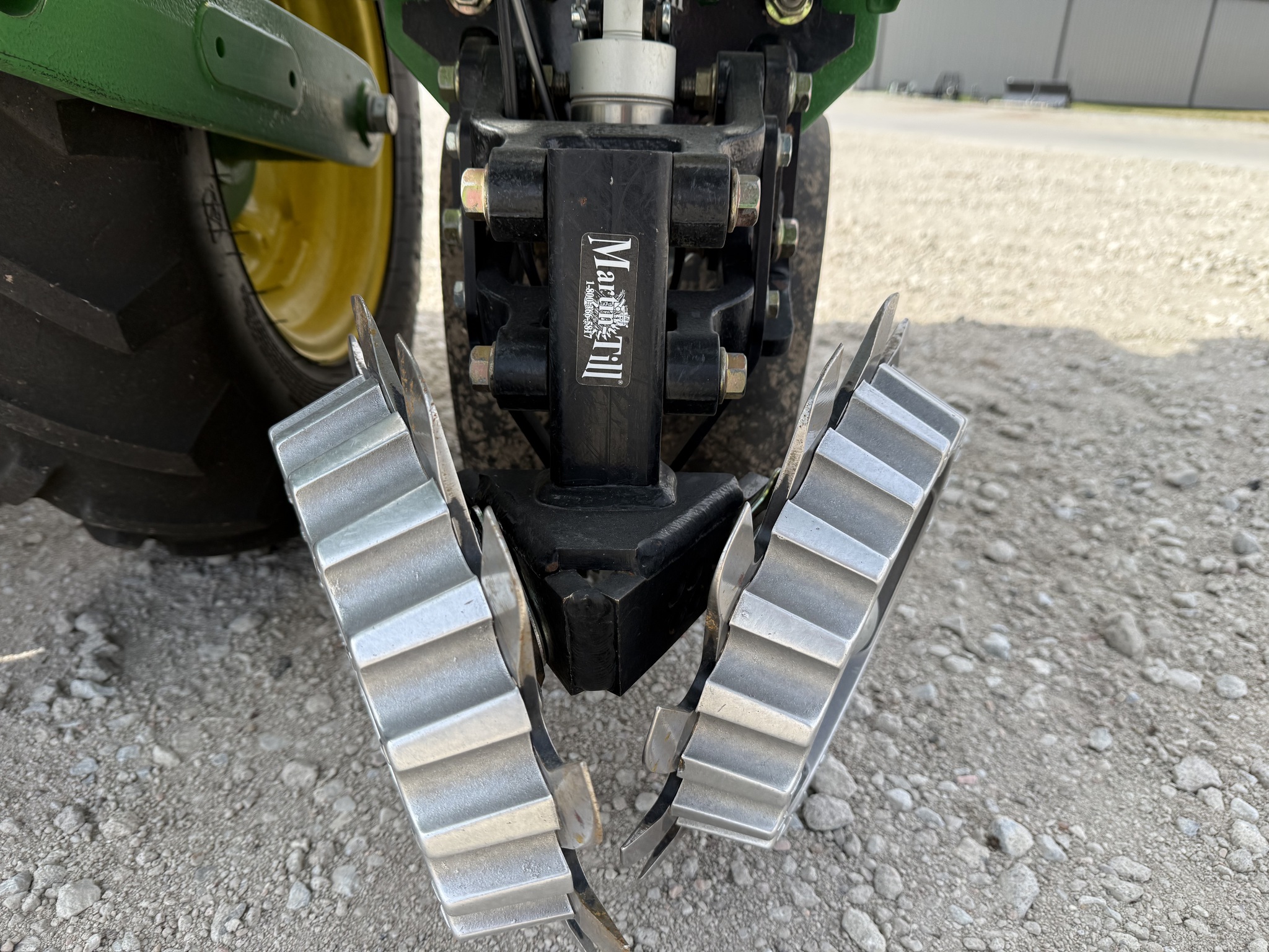  2025 John Deere 1725 at LandMark in Hastings, NE