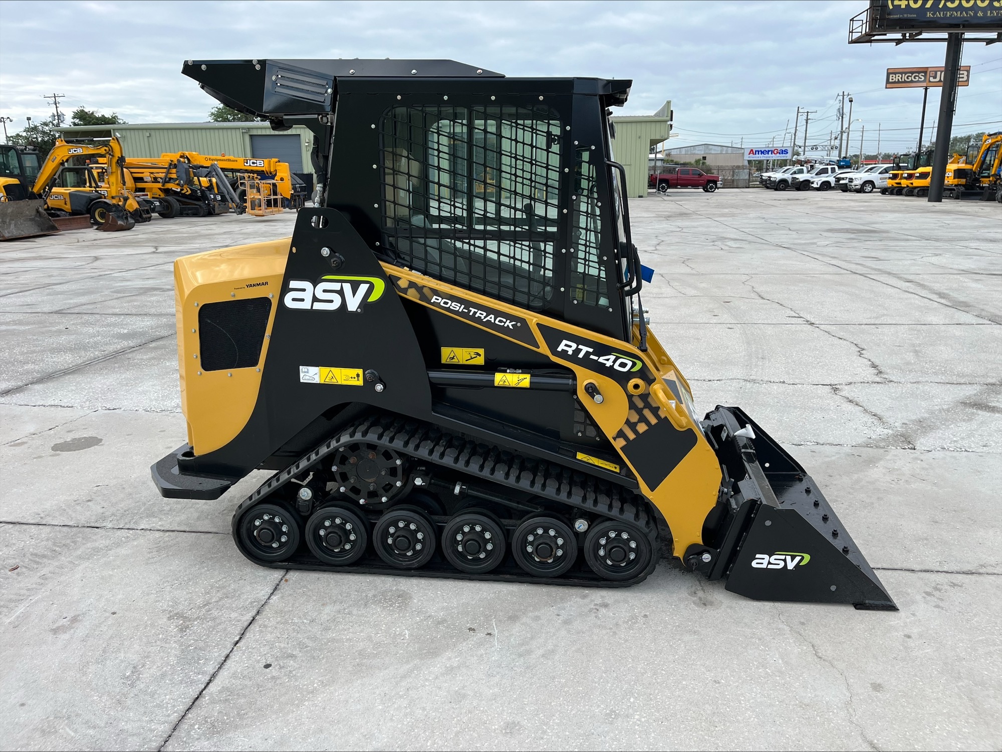 New 2026 ASV RT-40 at Briggs Equipment in Orlando, FL (JCB)