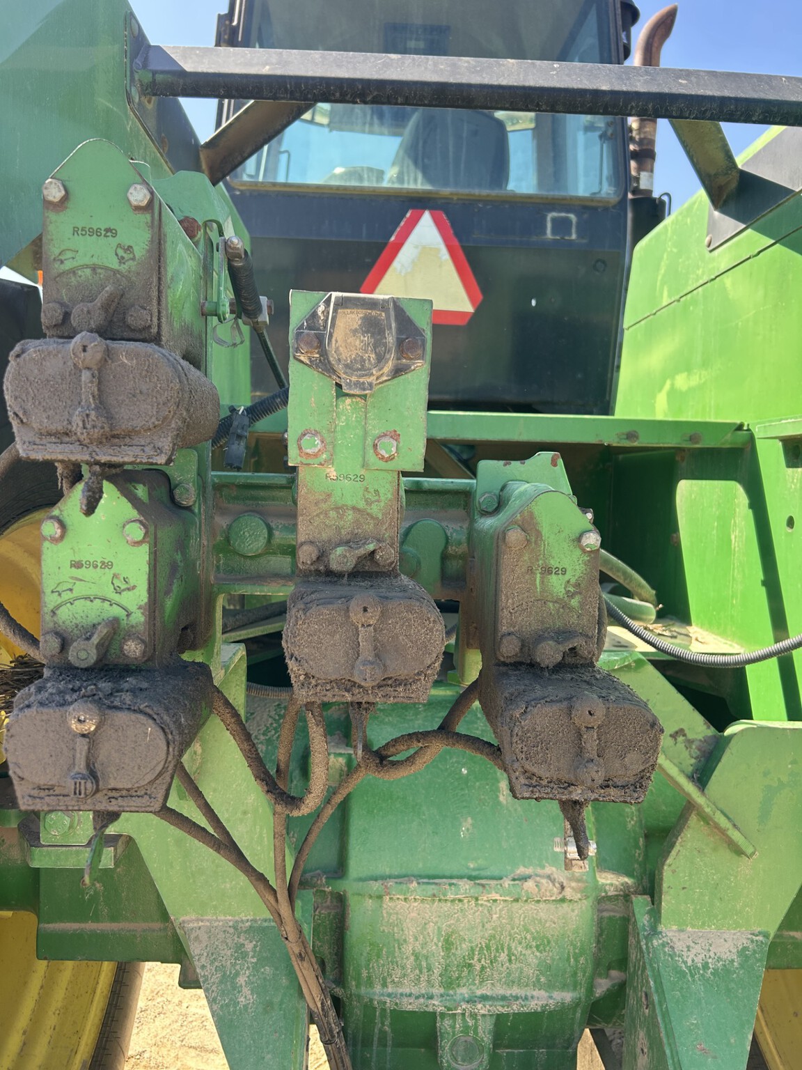 On Lot 1994 John Deere 8870 at Tri County Equipment Marlette, MI