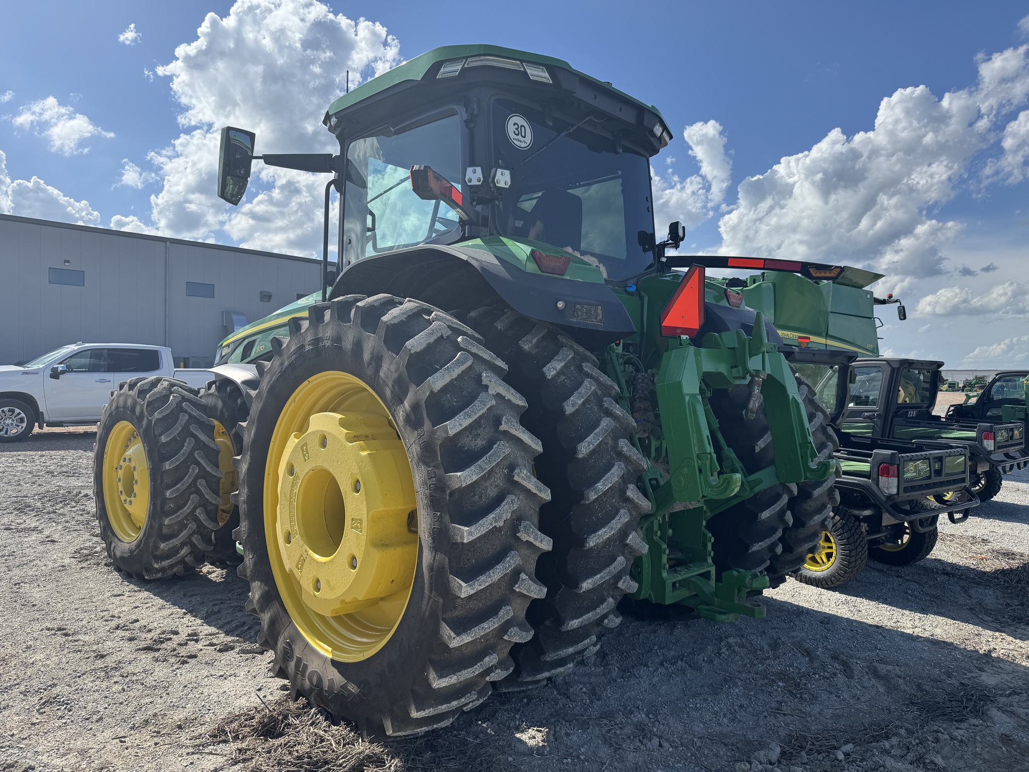  2024 John Deere 8R 370 at LandMark in Beatrice, NE