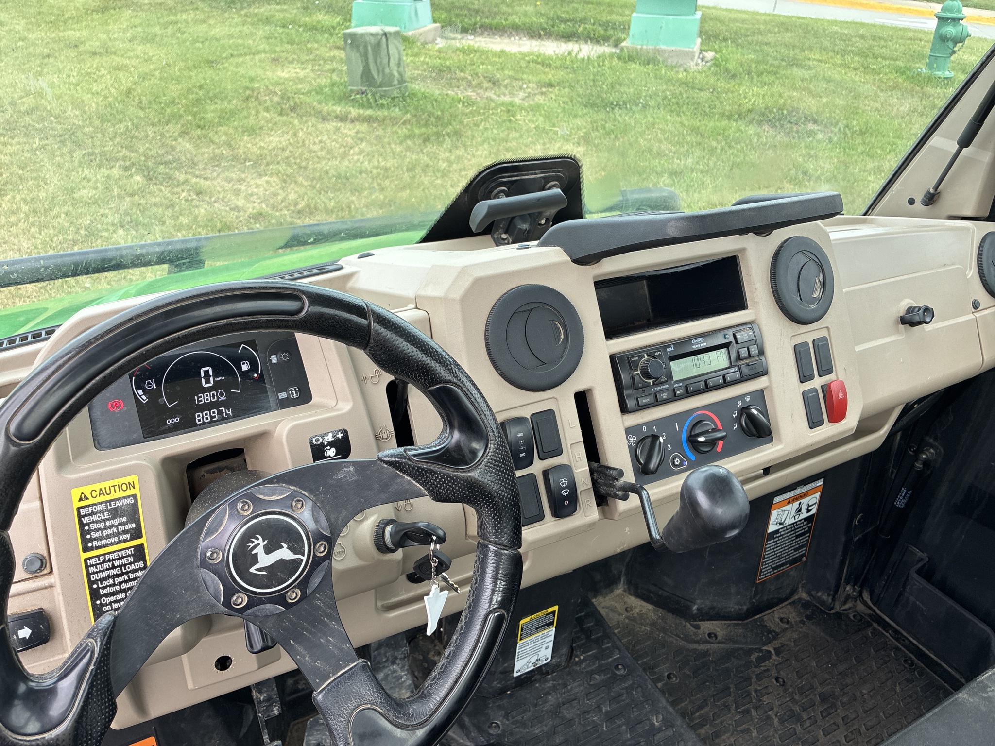  2019 John Deere XUV 835R at LandMark in Beatrice, NE