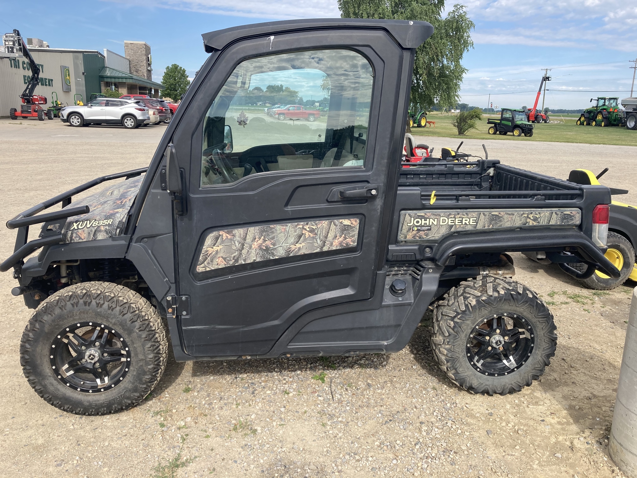 On Lot 2020 John Deere XUV 835R at Tri County Equipment Bad Axe, MI