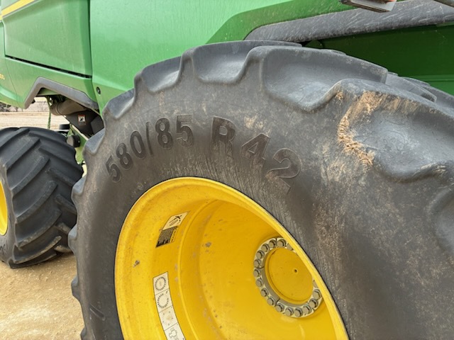  2025 John Deere S7 800 at LandMark in Smith Center, KS