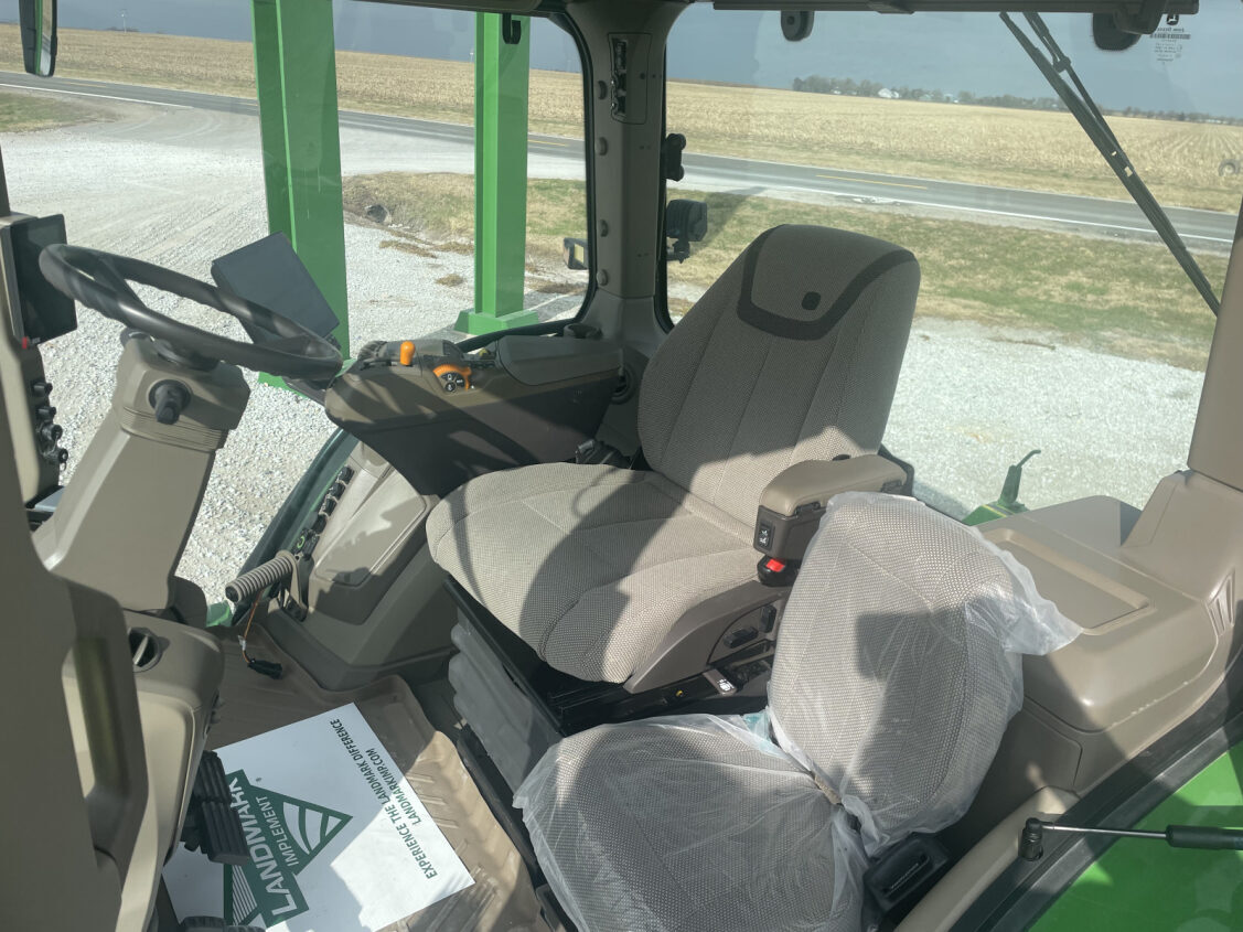  2024 John Deere 8R 310 at LandMark in Fairfield, NE