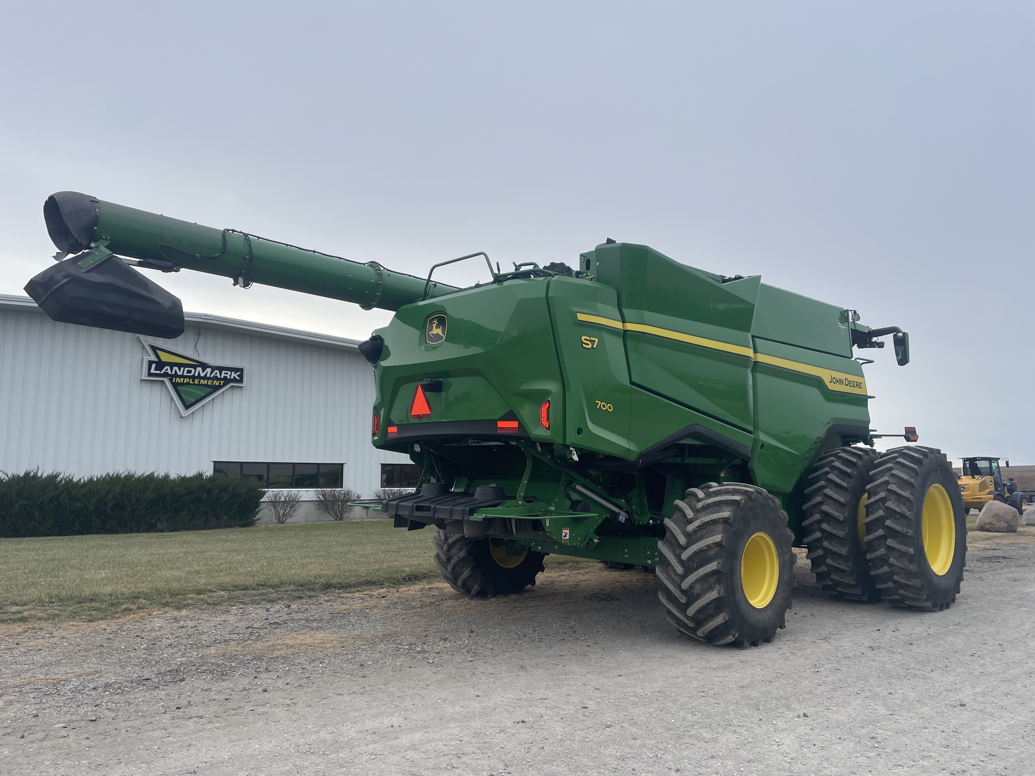  2025 John Deere S7 700 at LandMark in Marysville, KS