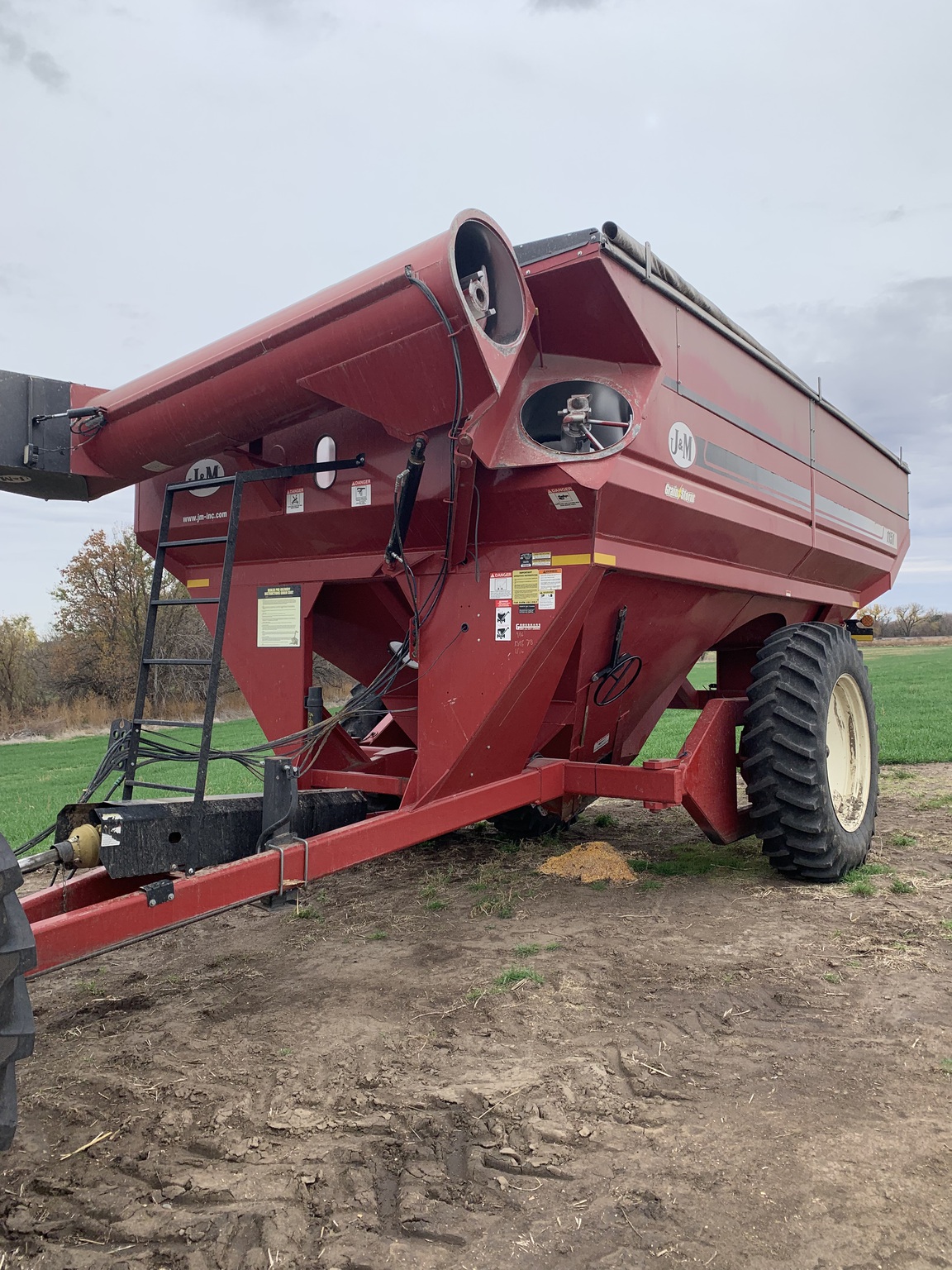  2017 J&m 1151 at LandMark in Arapahoe, NE