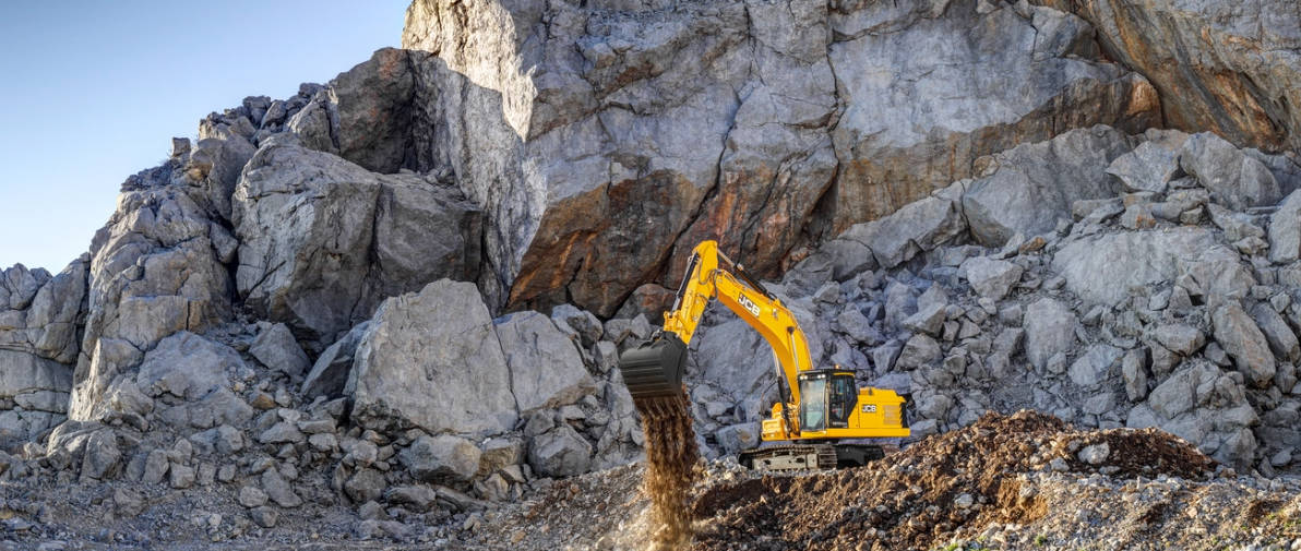 New 2026 JCB 370X L-SV at Briggs Equipment in Jacksonville, FL (JCB)