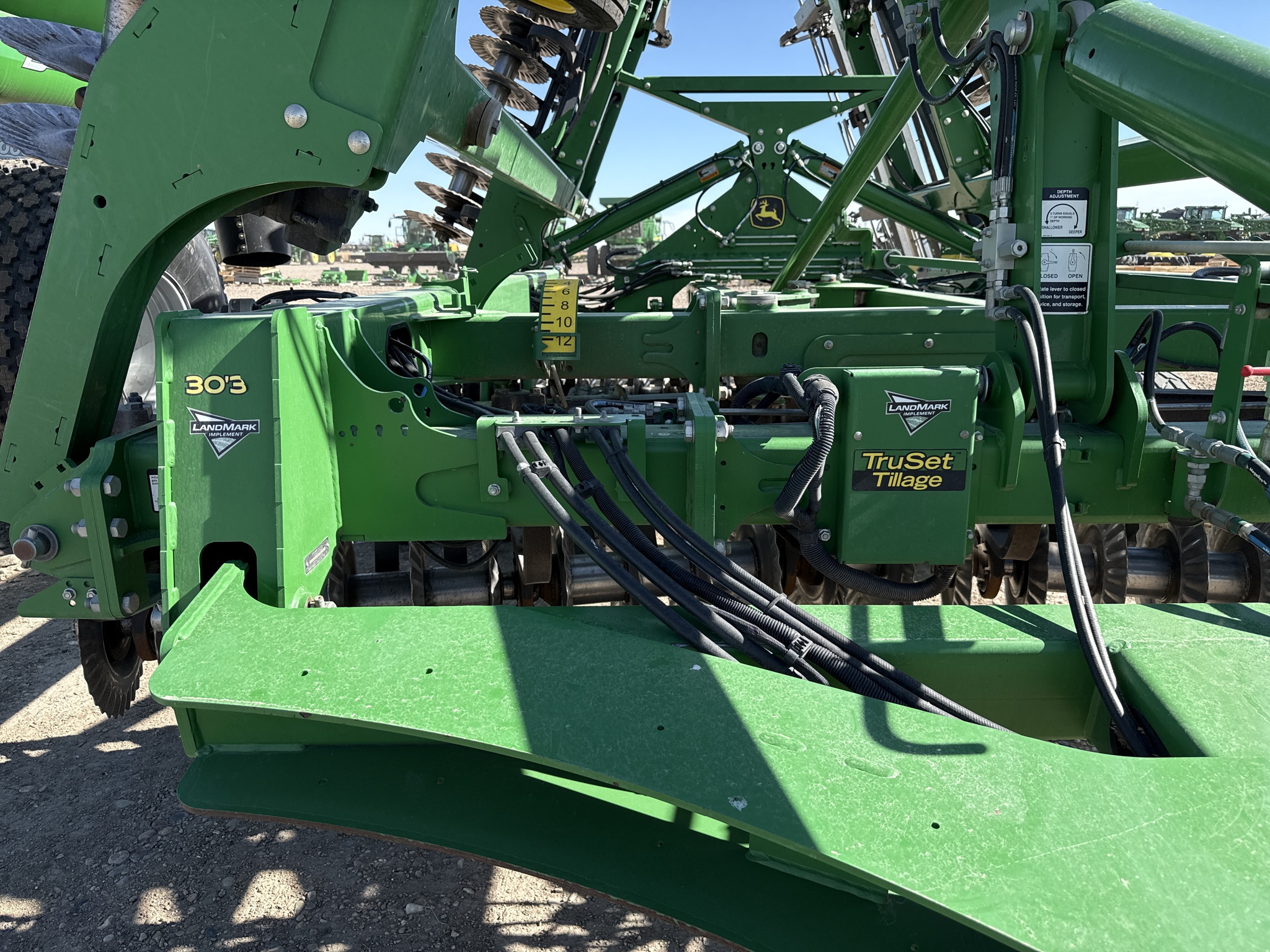  2019 John Deere 2660VT at LandMark in Lexington, NE