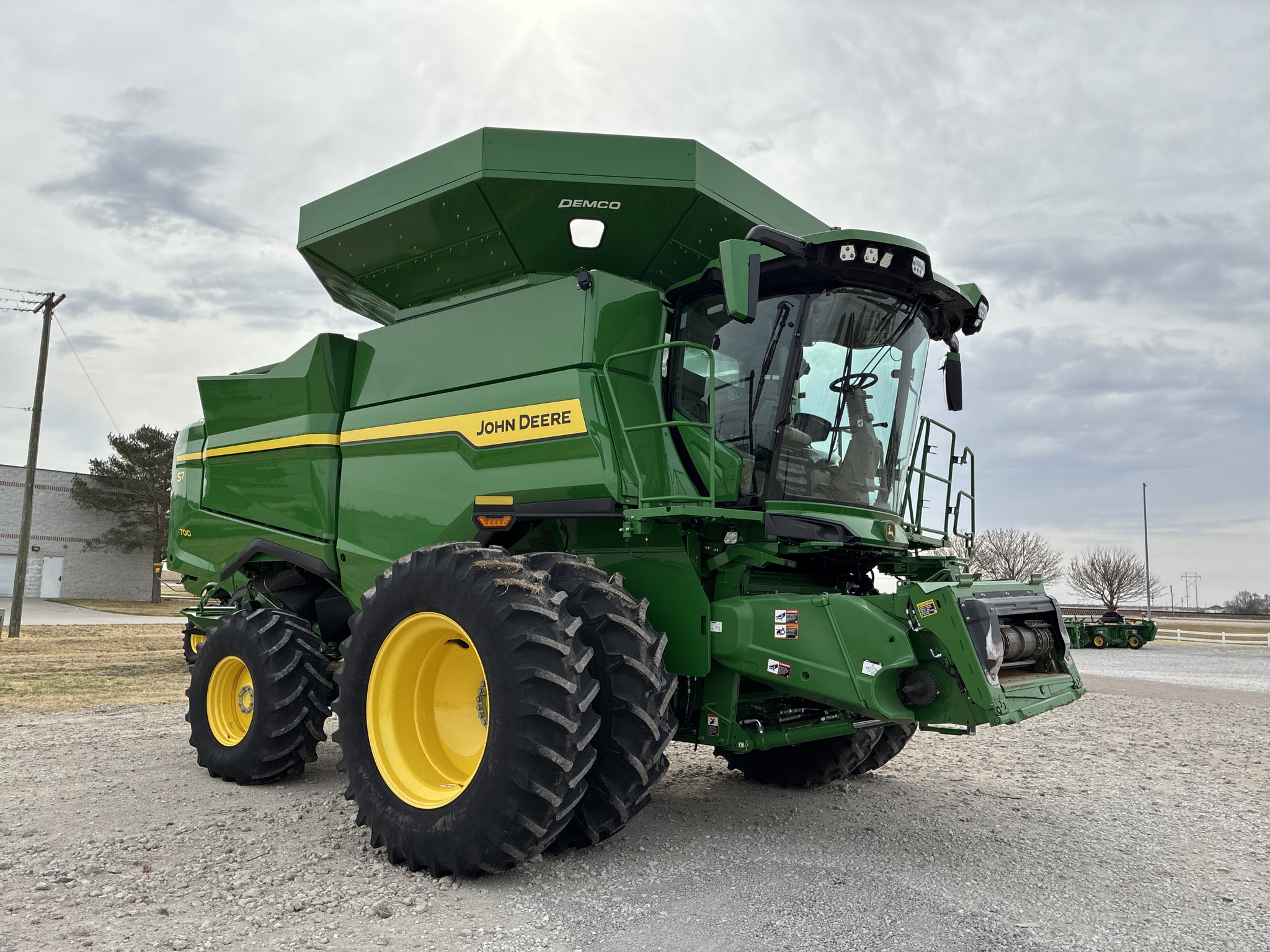  2025 John Deere S7 700 at LandMark in Kearney, NE