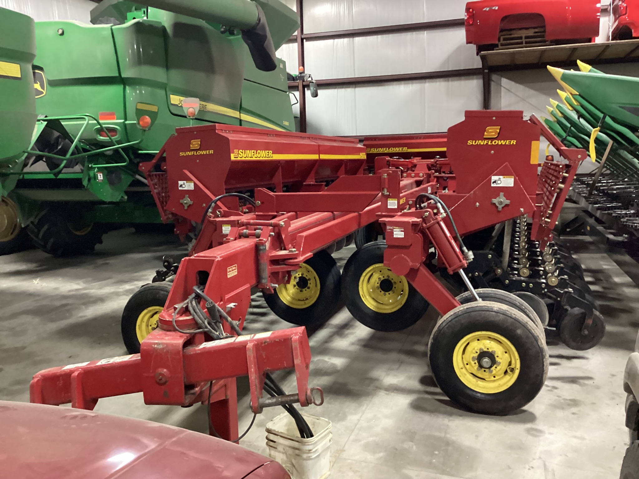  2008 Sunflower 9433-40 at LandMark in Minden, NE