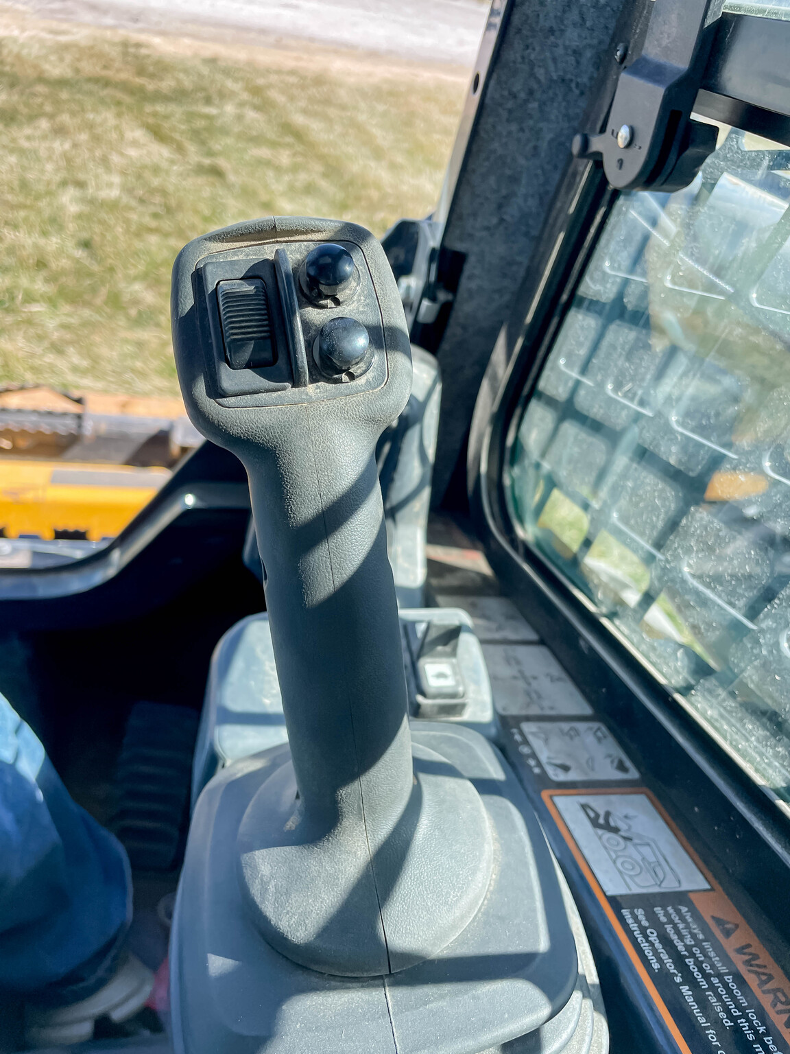  2021 John Deere 324G at LandMark in Phillipsburg, KS