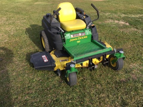 On Lot 2015 John Deere Z435 at Tri County Equipment Caro, MI