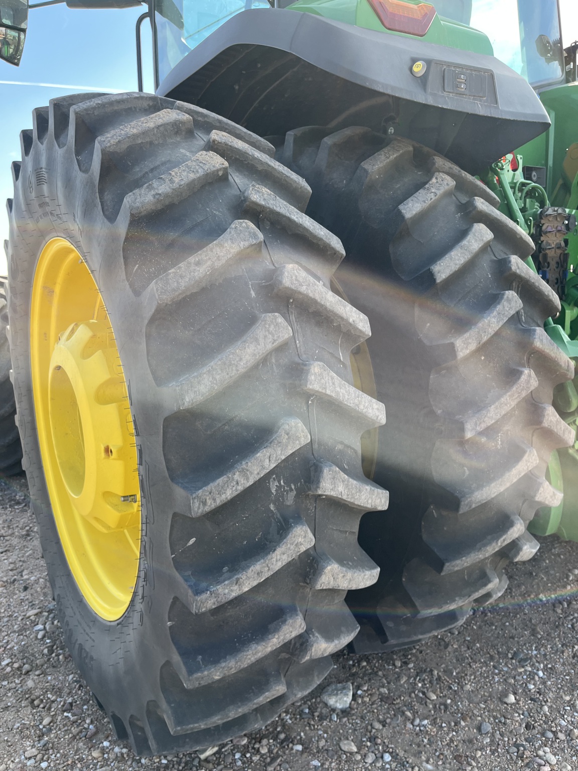  2024 John Deere 8R 370 at LandMark in Minden, NE