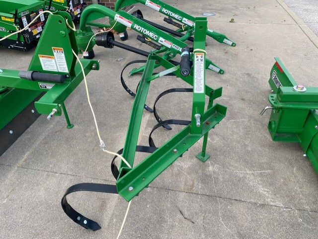 On Lot  Frontier PC1001 at Tri County Equipment Caro, MI