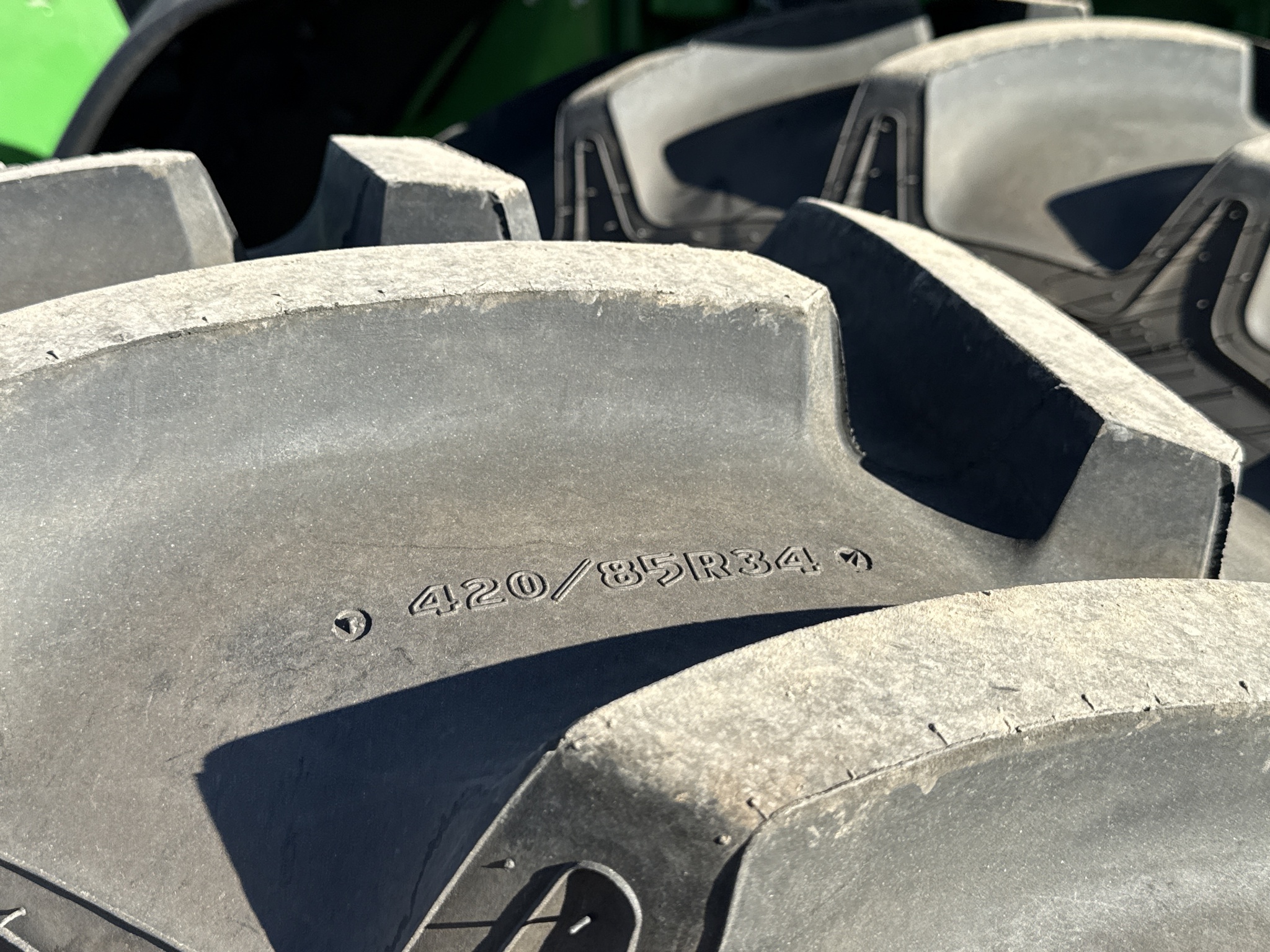  2025 John Deere 8R 370 at LandMark in Gothenburg, NE