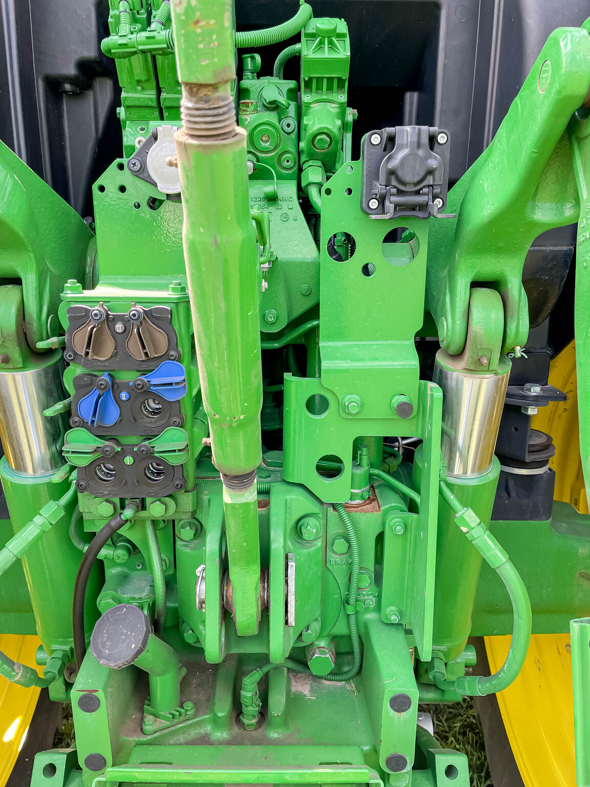  2022 John Deere 6R 155 at LandMark in Kearney, NE