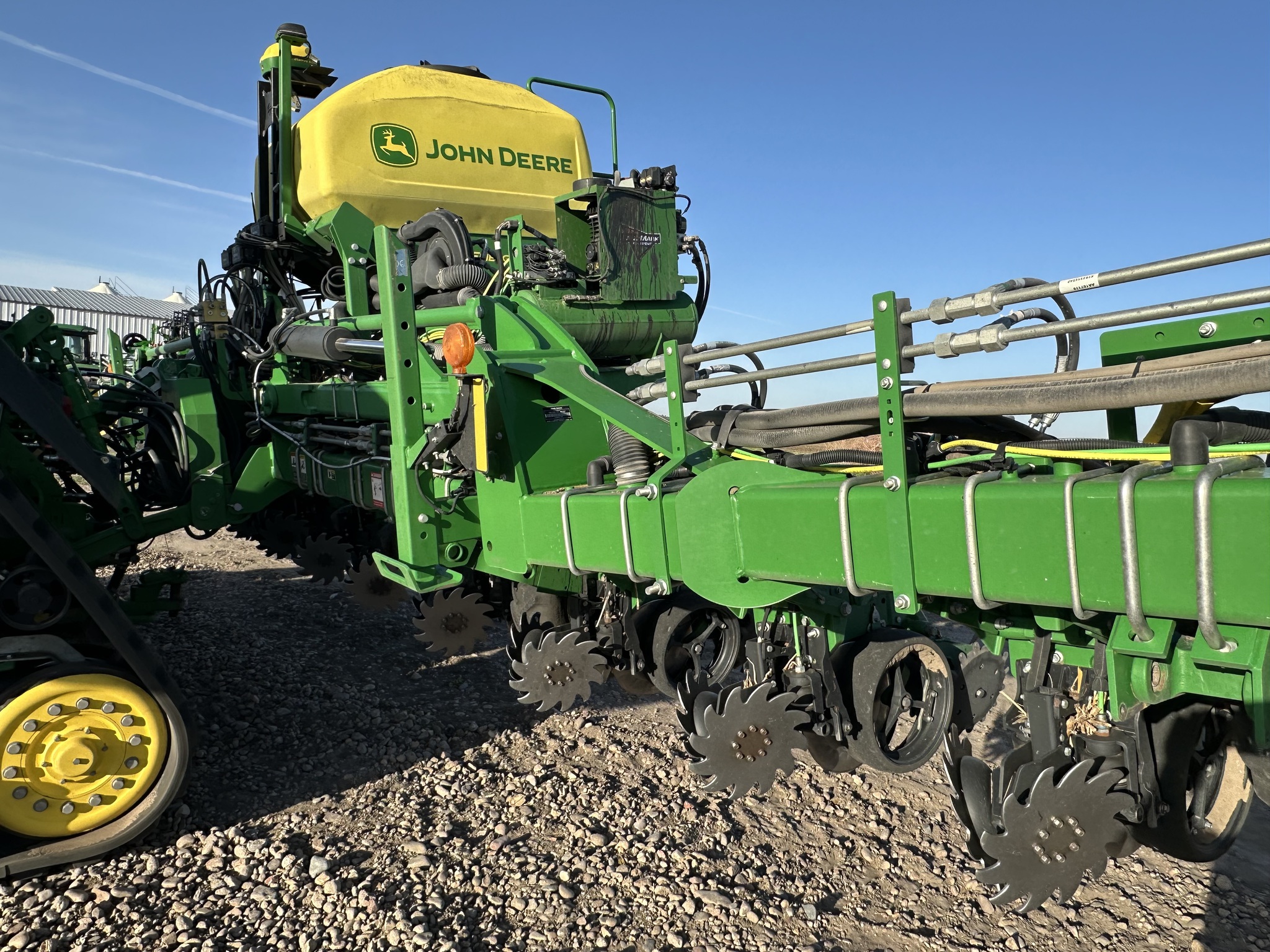  2023 John Deere 1725C at LandMark in Lexington, NE