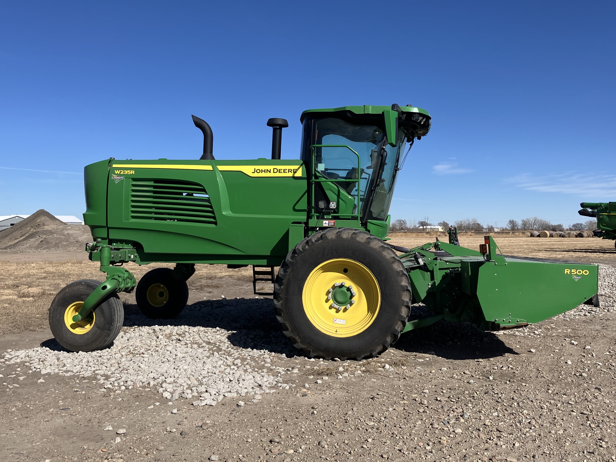  2025 John Deere W235R at LandMark in Lexington, NE